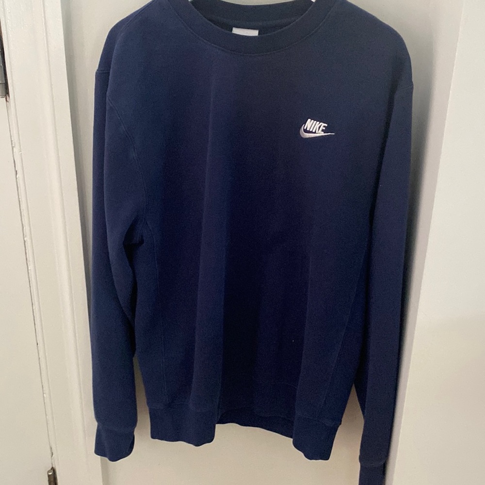 Navy Nike sweatshirt